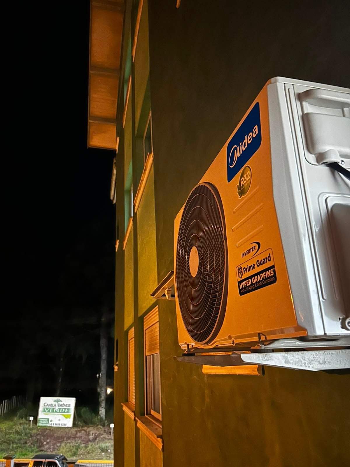 Instalação de ar-condicionado Midea pela Instaladora Mendes em Canela, RS