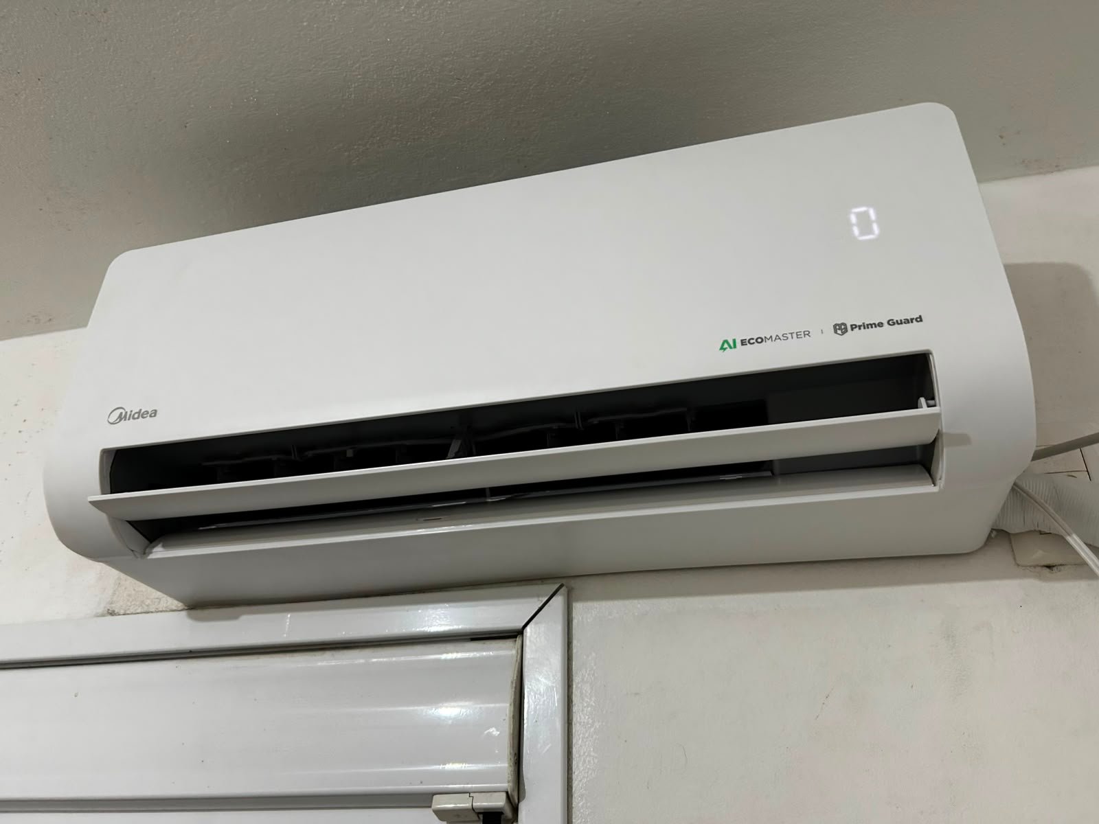 Instalação de unidade interna Midea